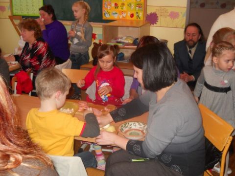 Vecvecāku pēcpusdiena Līgatnes bērnudārzā &quot;Zvaniņos&quot;, 25.01.2012., foto Silvija Rijniece