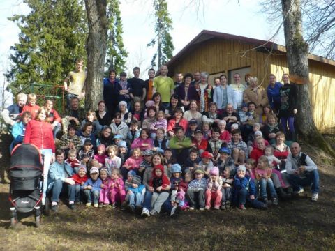 Lielā talka Līgatnes bērnudārzā, 03.05.2013., foto Inga Buša