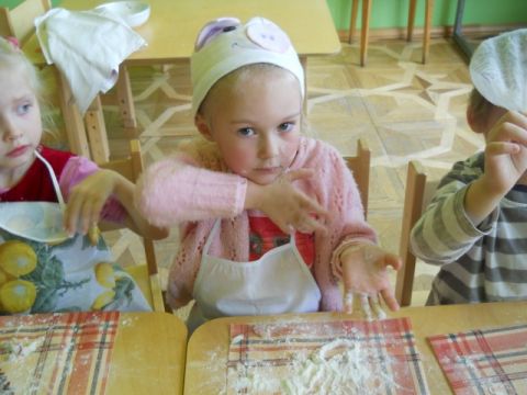 Mārtiņdiena Līgatnes bērnudārzā &quot;Zvaniņos&quot;, 09.11.2012., foto Ilona Skobļonoka un Agrita Līckrastiņa