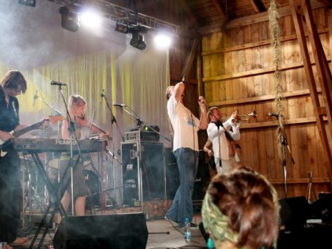 Starptautiskais mūzikas festivāls &quot;LABADABA&quot;, Līgatnes novada Ratniekos, 07.08.2010., foto Anita Jaunzeme