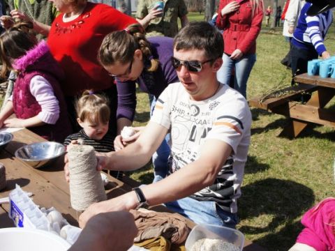 Lieldienas Ratniekos, 24.04.2011., foto Jānis Šteins un Andris Usāns