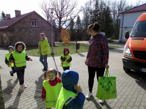 Bērnudārza Lielie sporta svētki. Zanes Kalniņas foto