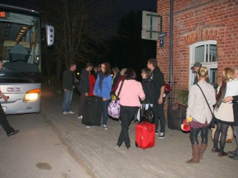 Līgatnes novada delegācija un koris dodas uz Gruziju, 30.09.2011., foto Anita Jaunzeme
