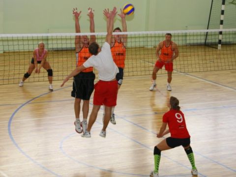 Līgatnes kauss volejbolā Līgatnes novada sporta centrā, 2.daļa, 26.03.2011., foto Anita Jaunzeme