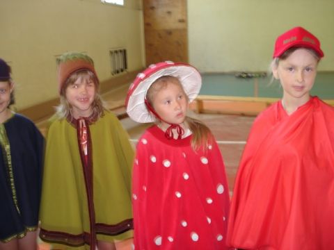 Brīnumainās pārvērtības ar Vides gidi Inesi Mailīti, 09.06.2011., foto Aija Ziediņa