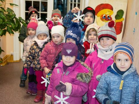 Līgatnes Pilsētas PII eglītes iedegšana 2020. gads