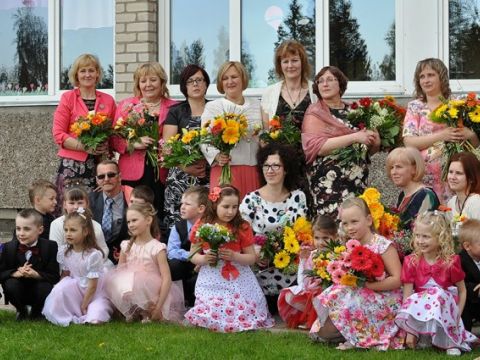 Līgatnes bērnudārza izlaidums &quot;Zvaniņos&quot;. Foto: Ramona Mironova
