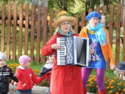 Miķeļdiena Līgatnes novada bērnu dārzā, 29.09.2011., foto Anita Jaunzeme