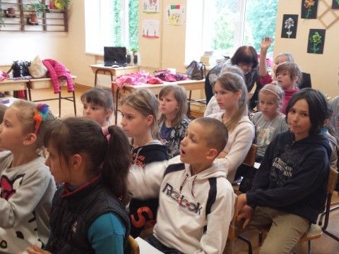 Sākusies jauno dabaspētnieku nometne (dzeja, mūzika, jūra) Foto Aija Ziediņa, Ineta Bērziņa
