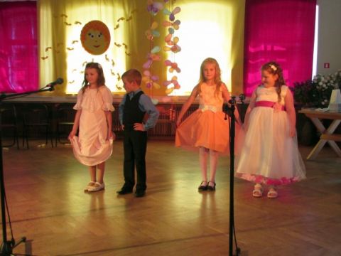 Bērnudārza izlaidums Gaujas ielā 7, Līgatnē 2016. gada 31. maijā. Foto: Zane Kalniņa un Skaidrīte Kalniņa