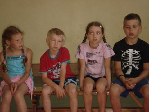 Dabas pētnieku nometne Līgatnes novada vidusskolā, 2011.gada jūnijs, foto Aija Ziediņa