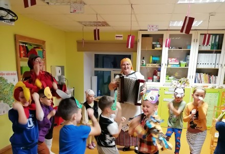 Patriotiskas noskaņas pirmsskolas izglītības iestādē “Zvaniņi"